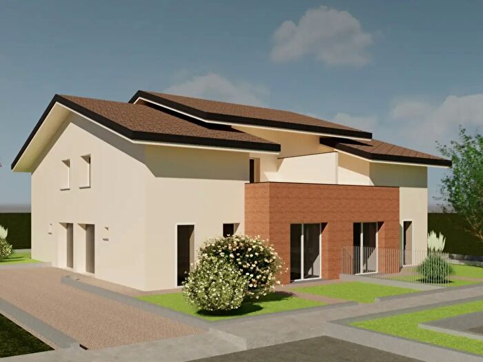 Casa con 5 locali in vendita in Bibbiano