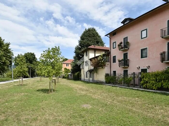 Appartamento trilocale in vendita in Viale Suor Giovanna Francesca Michelotti, Torino