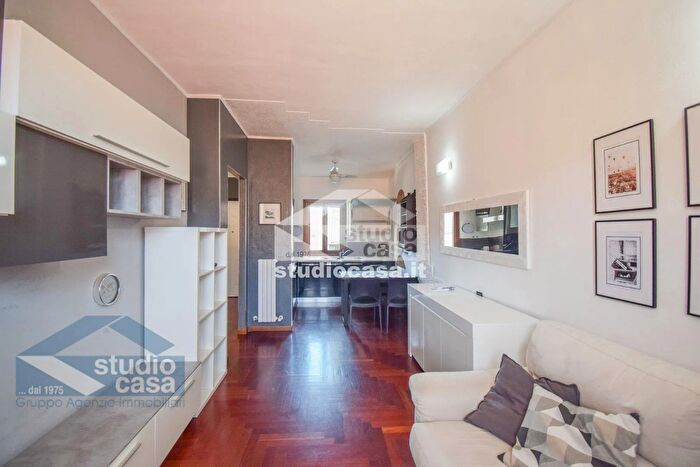 Casa trilocale in vendita in Via Nino dallOro, Crespiatica