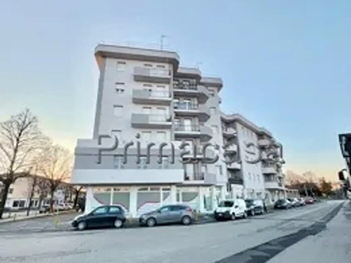 Appartamento quadrilocale in vendita in Via Vittorio Emanuele III, Nogara