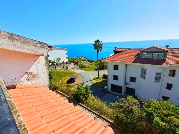 Appartamento trilocale in vendita in Via Egidio Covello, Scalea