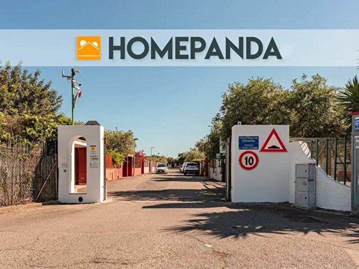Casa quadrilocale in vendita in Località Torre degli Ulivi, Capoterra