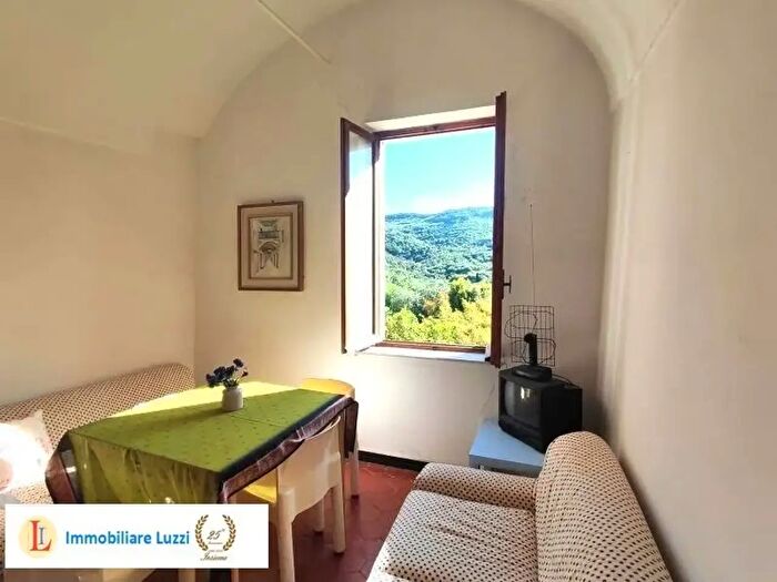 Appartamento con 6 locali in vendita in Via Lascaris, Imperia