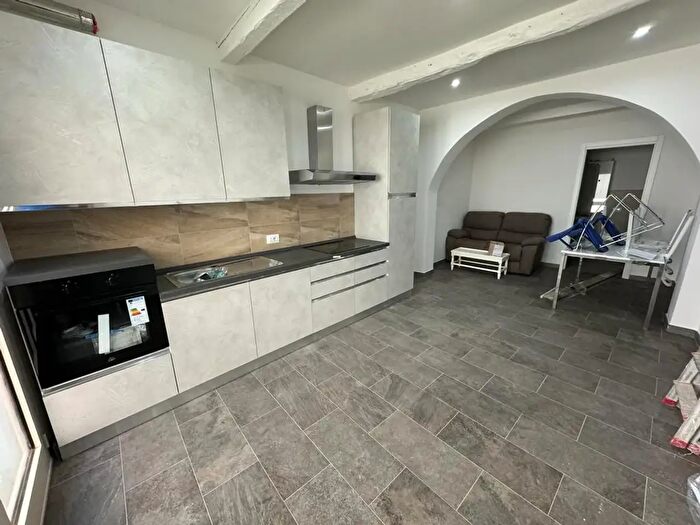 Appartamento trilocale in affitto in a Lungo Le Mura, Cascina