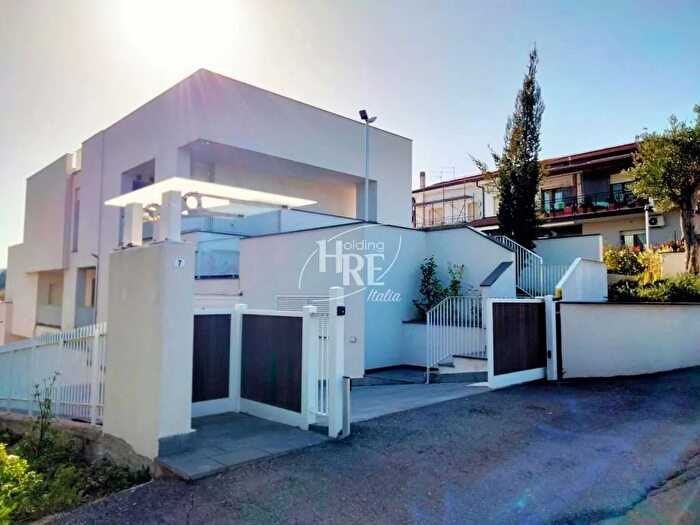 Appartamento in vendita in Via Francesco Feraco Cosenza, Cosenza