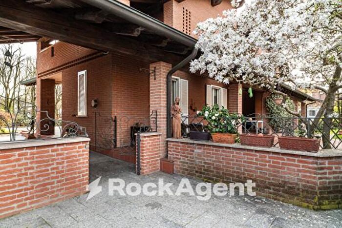 Casa con 6 locali in vendita in Via di Vittorio, San Genesio Ed Uniti