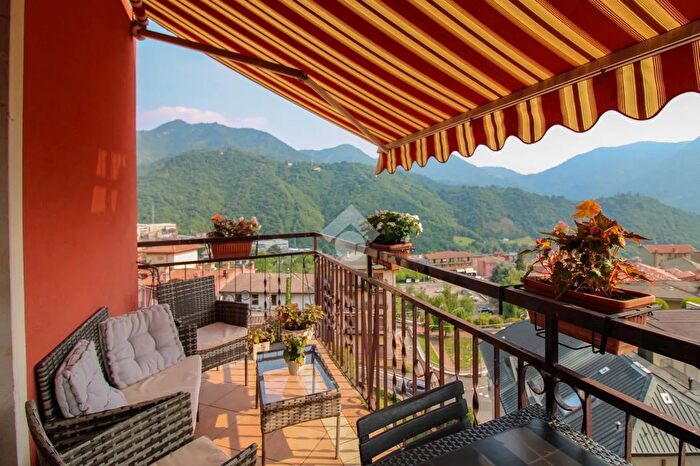 Appartamento con 5 locali in vendita in Via Cop, Lumezzane