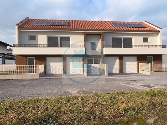 Appartamento quadrilocale in vendita in Robegano Via Mascagni, Salzano