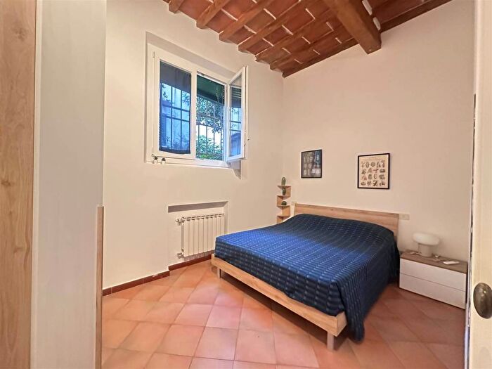 Appartamento con 5 locali in affitto in San Frediano, Firenze