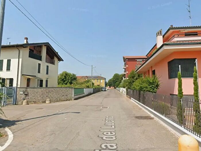 Appartamento bilocale in affitto in Via del Lucino, Sannazzaro De Burgondi