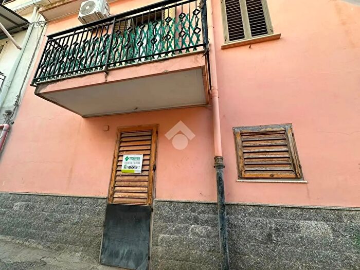 Appartamento bilocale in vendita in Traversa C Rione G, Reggio Calabria