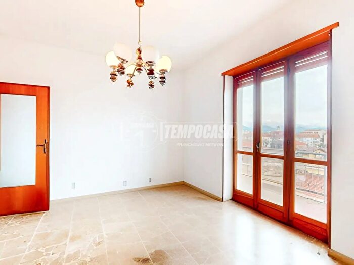 Appartamento trilocale in vendita in Via Duccio Galimberti, Orbassano