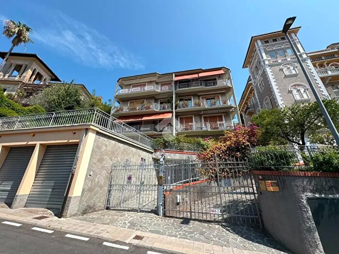 Appartamento bilocale in vendita in Via Romana, Chiavari
