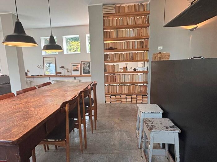Appartamento trilocale in affitto in Via Conciliazione, Tavernola, Como