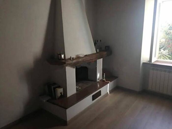 Appartamento con 6 locali in vendita in Via San Giovanni, Castel Del Piano