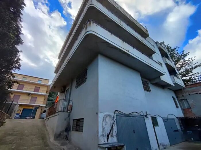 Casa con 6 locali in vendita in Via Nazionale Vigliatore, Terme Vigliatore