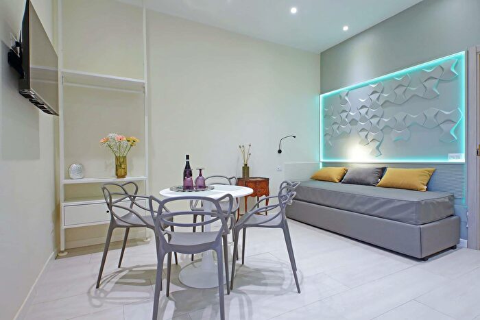 Appartamento monolocale in affitto in Via Taranto, Roma