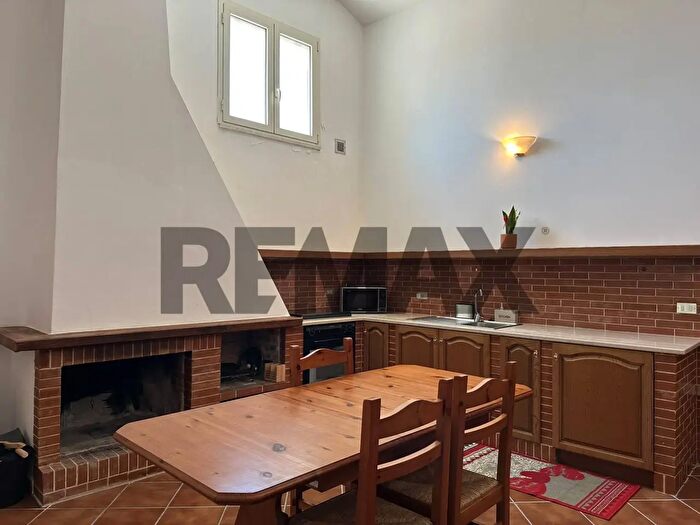 Casa con 6 locali in vendita in Via Torre, Colli A Volturno