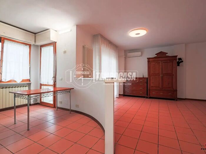 Appartamento quadrilocale in vendita in Viale Brunate, Riccione