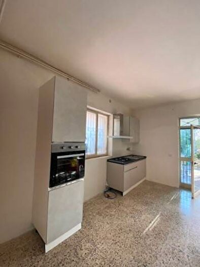 Appartamento bilocale in affitto in Via Noceromana, Cervaro