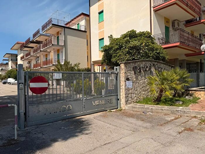 Appartamento monolocale in vendita in Via Velia a, Ascea