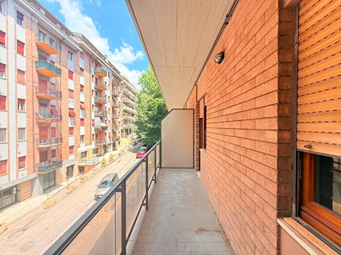 Appartamento quadrilocale in affitto in Via Caduti del Lavoro, Semicentro Stazione, Perugia