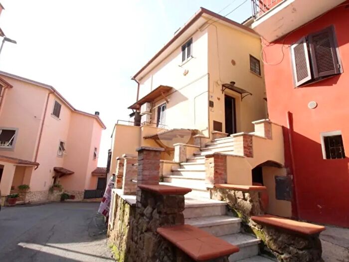 Appartamento bilocale in affitto in Via San Rocco, Montelibretti