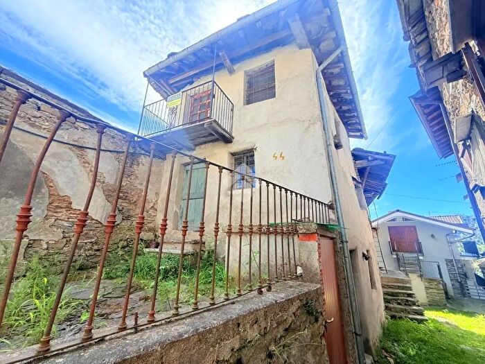Casa trilocale in vendita in Frazione col S Giovanni, Viu'