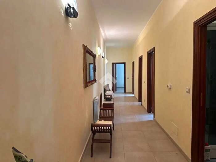 Appartamento quadrilocale in vendita in Via Celeste, Catania
