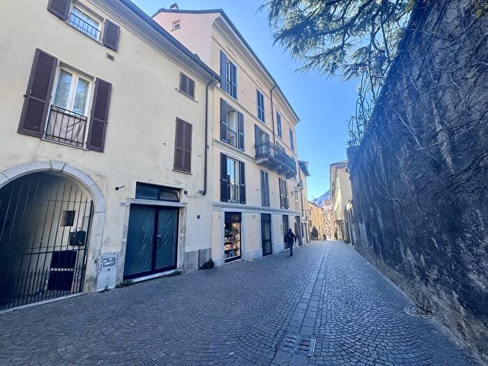 Appartamento trilocale in affitto in Via Bovara, Centro, Lecco