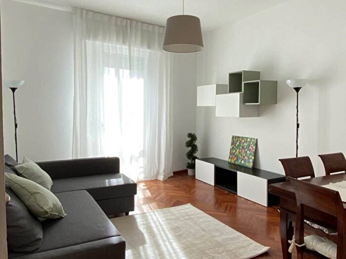 Appartamento quadrilocale in affitto in via dei Savonarola, Savonarola Ponte Molino, Padova