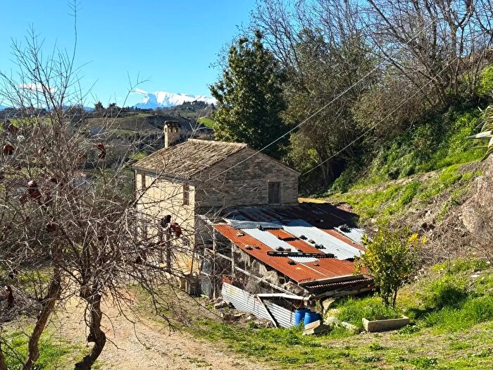 Casa con 5 locali in vendita in Contrada San Marco Snc, Ponzano Di Fermo