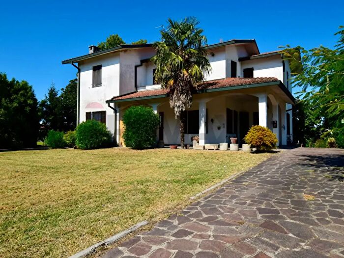 Appartamento trilocale in vendita in Cascina Tovaiera, Lodi