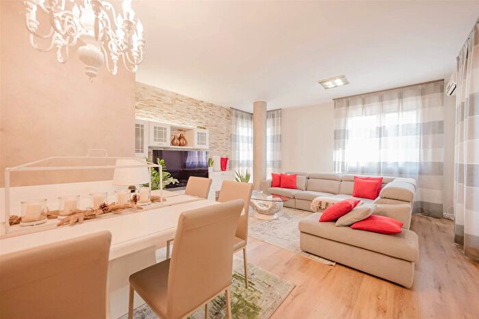 Appartamento trilocale in vendita in Orsago, Orsago