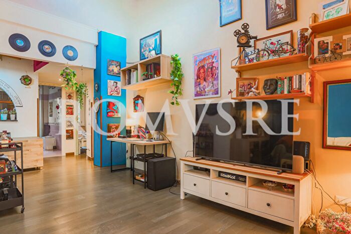 Appartamento trilocale in vendita in Via di Grotta Perfetta, Roma