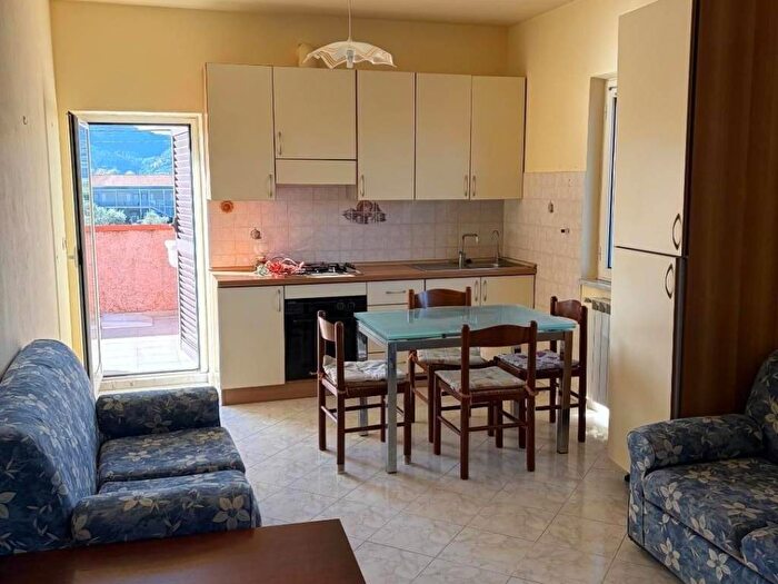 Casa quadrilocale in affitto in Via Fontananera, Sarzanello San Lazzaro, Sarzana