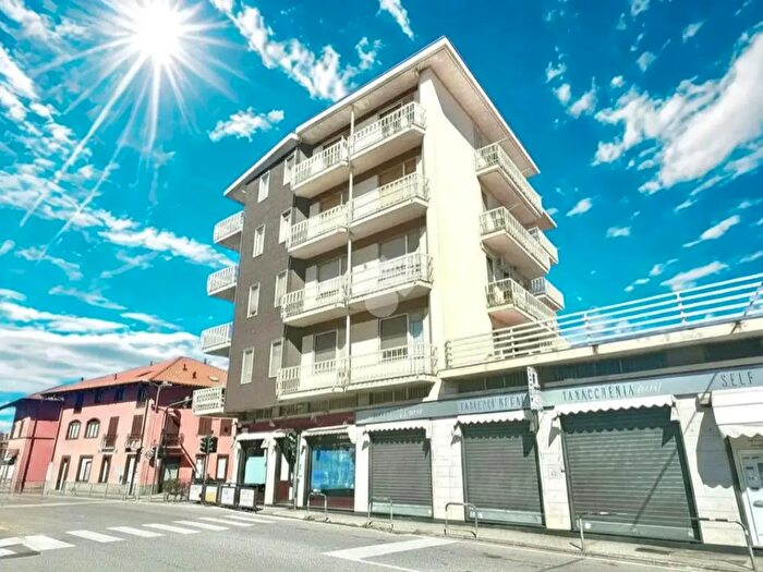 Appartamento bilocale in vendita in Via Giuseppe Garibaldi, Volpiano