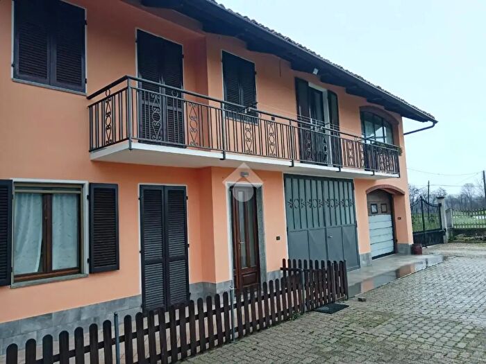 Casa con 5 locali in vendita in Via Villafranca, Vigone