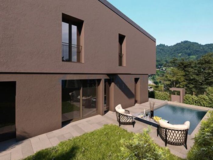 Casa quadrilocale in vendita in Via Libertà, Ponteranica