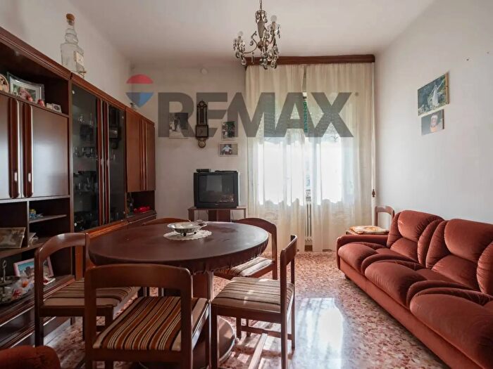 Appartamento bilocale in vendita in Via Cesare Battisti, Cupramontana