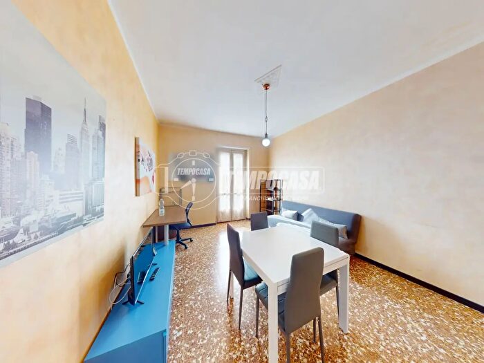 Appartamento bilocale in vendita in Via Trino, Torino