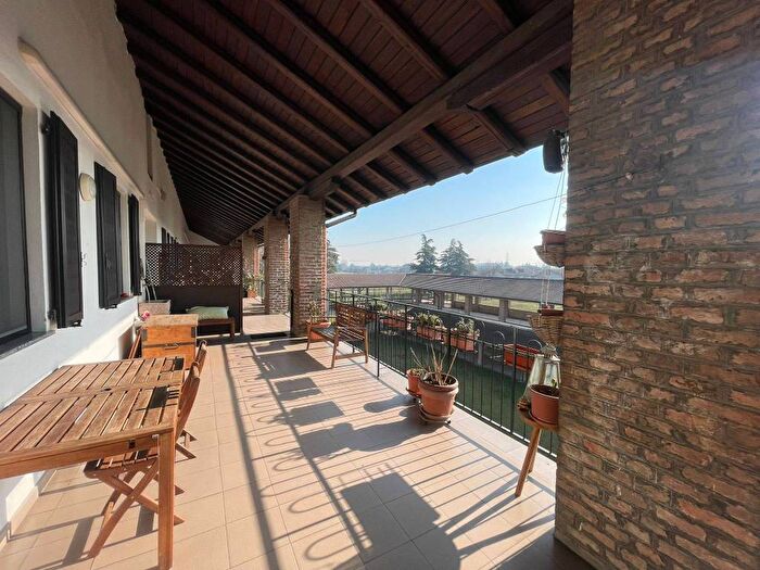 Appartamento trilocale in affitto in Cascina Torrianetta, Cascine di Cernusco sul Naviglio, Cernusco sul Naviglio