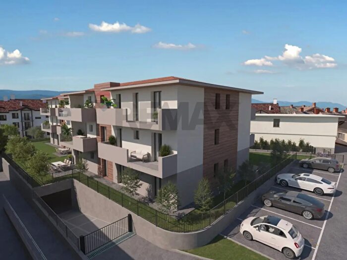 Appartamento quadrilocale in vendita in Via Biava, Cenate Sotto