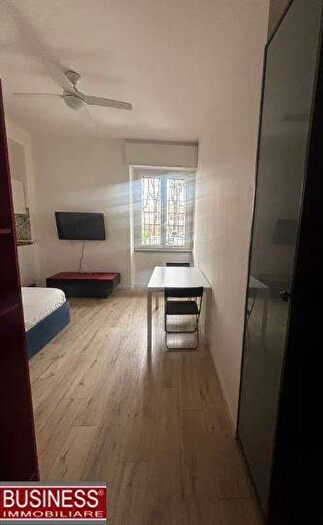 Appartamento monolocale in affitto in Via Veglia, Istria, Milano