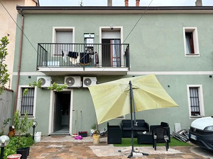 Casa trilocale in vendita in Gambolo