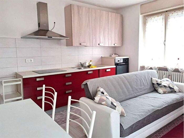Appartamento trilocale in affitto in Via Moggioli, Maccani Campotrentino, Trento