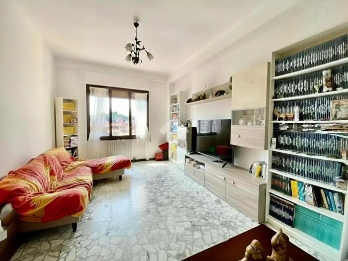 Appartamento con 6 locali in vendita in Piazza Repubblica, Novi Ligure
