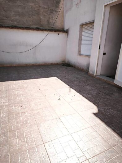 Appartamento trilocale in vendita in Valderice