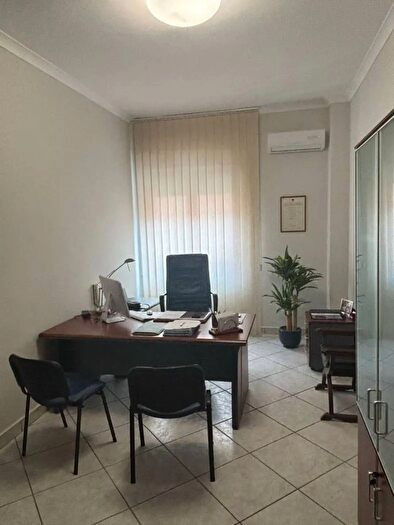 Appartamento trilocale in vendita in Via Pezzolo Vico Equense, Vico Equense