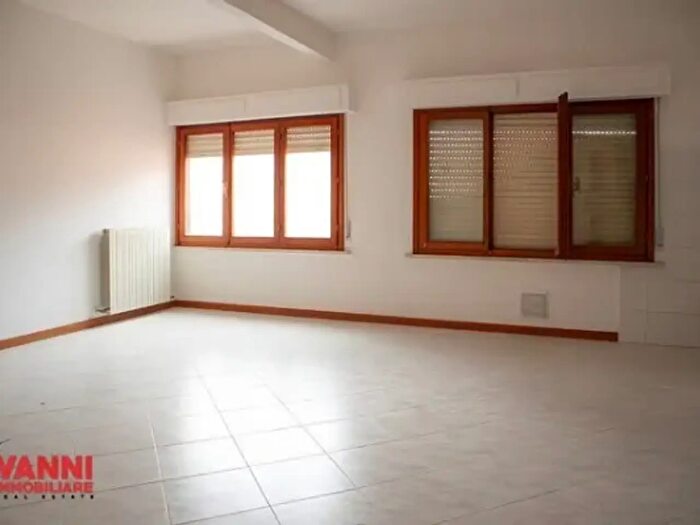 Appartamento quadrilocale in vendita in Via Giovanni Bianchi, Cecina